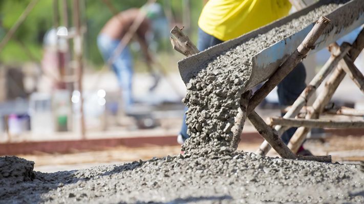 Việc kiểm tra bê tông tươi khi xe vừa tới công trình là bước không thể bỏ qua