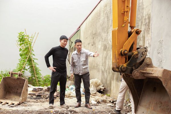 Đội ngũ kỹ sư Đồng Giao tại một công trình